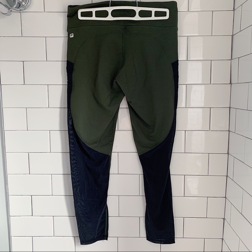 Fabletics - Solar Mesh Powerhold Legging - Green